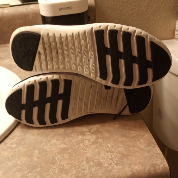 Composite toe Reebok's - Picture 3 of 4